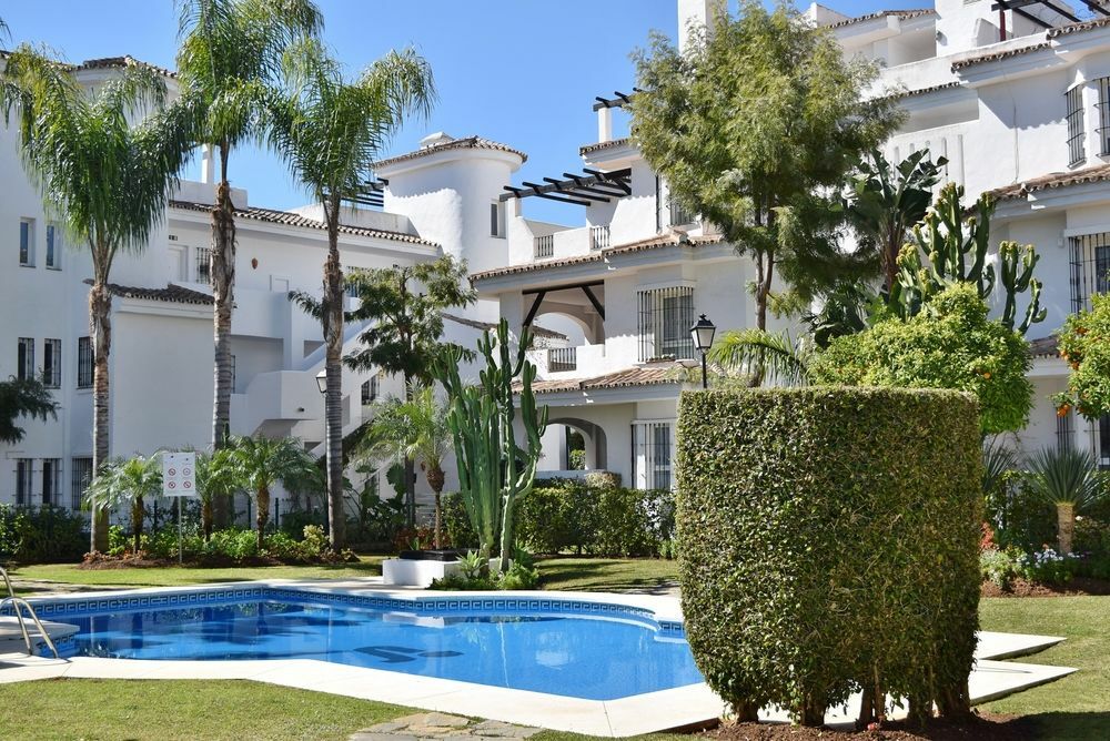 Apartamentos Y Casas Serinamar Marbella Эль-Анхель Экстерьер фото