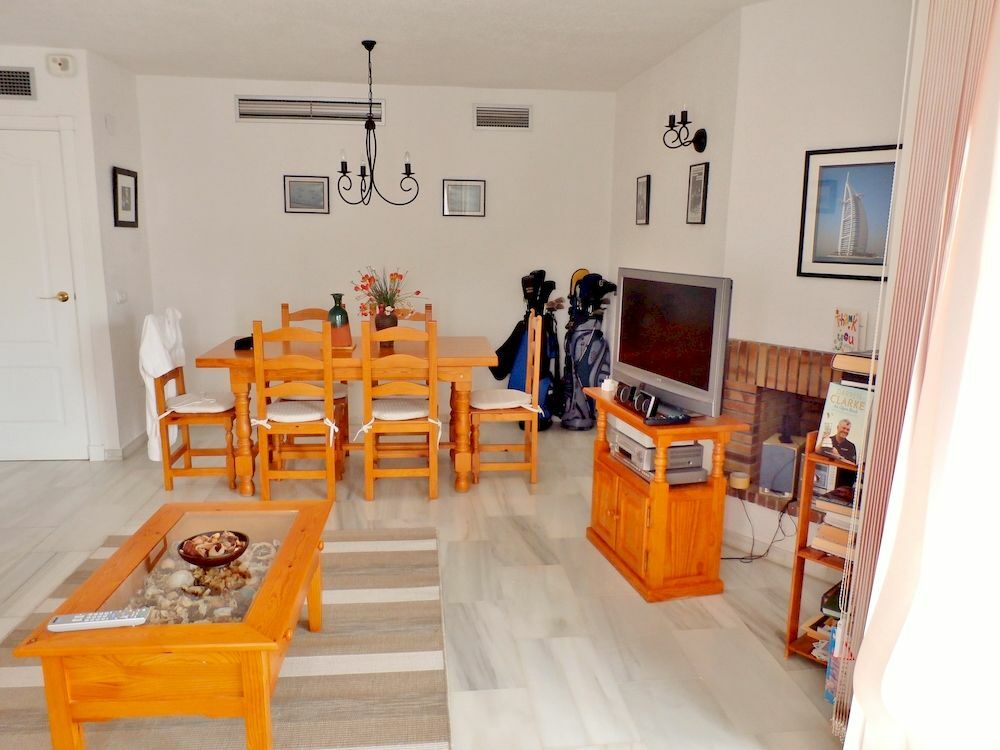 Apartamentos Y Casas Serinamar Marbella Эль-Анхель Экстерьер фото