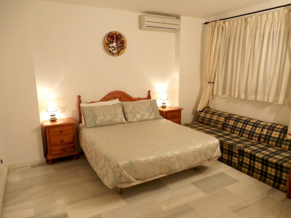 Apartamentos Y Casas Serinamar Marbella Эль-Анхель Экстерьер фото