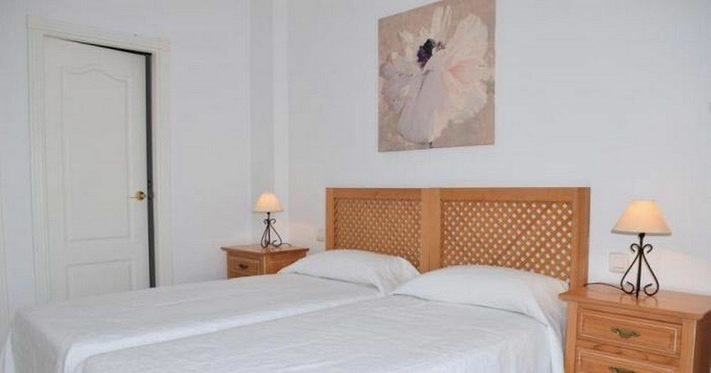 Apartamentos Y Casas Serinamar Marbella Эль-Анхель Экстерьер фото