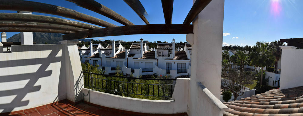 Apartamentos Y Casas Serinamar Marbella Эль-Анхель Экстерьер фото